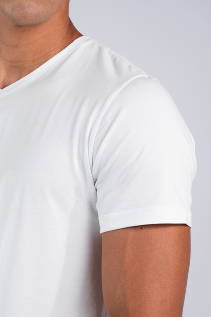 Camiseta Algodão Egípcio Gola V Branca