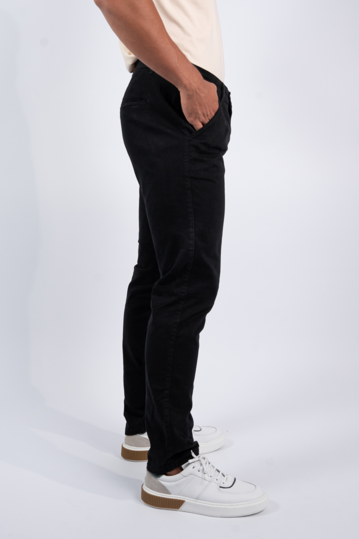 Calça Chino Sarja Preta