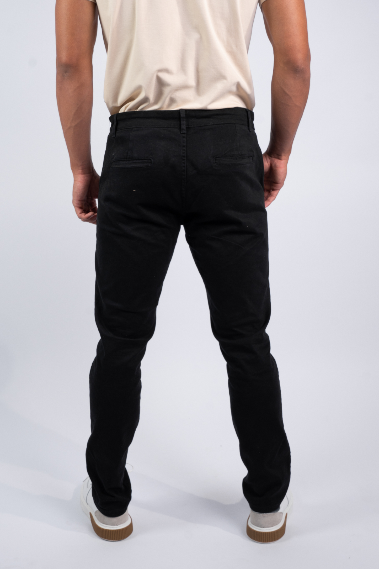 Calça Chino Sarja Preta