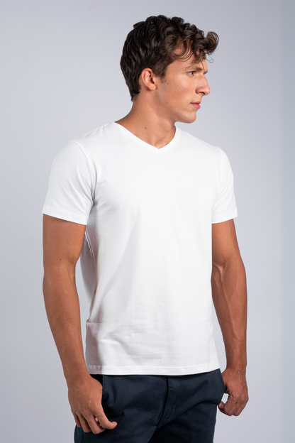 Camiseta Algodão Egípcio Gola V Branca